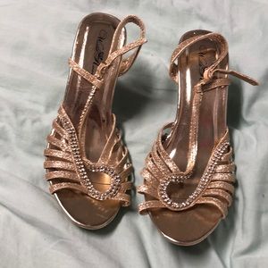 One inch gold sparkle heels size 10